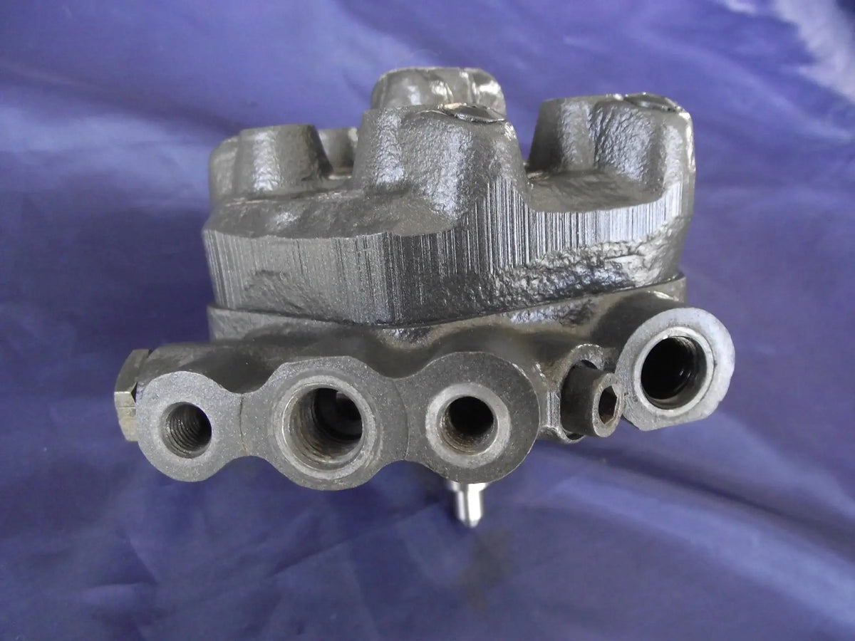 Porsche 911SC REMAN Fuel Distributor BOSCH 0438100077 – Fuel Injection