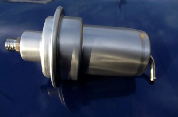 Bosch 0438170015 Fuel Accumulator | Compatible With Porsche 477 209 083 & Other Models