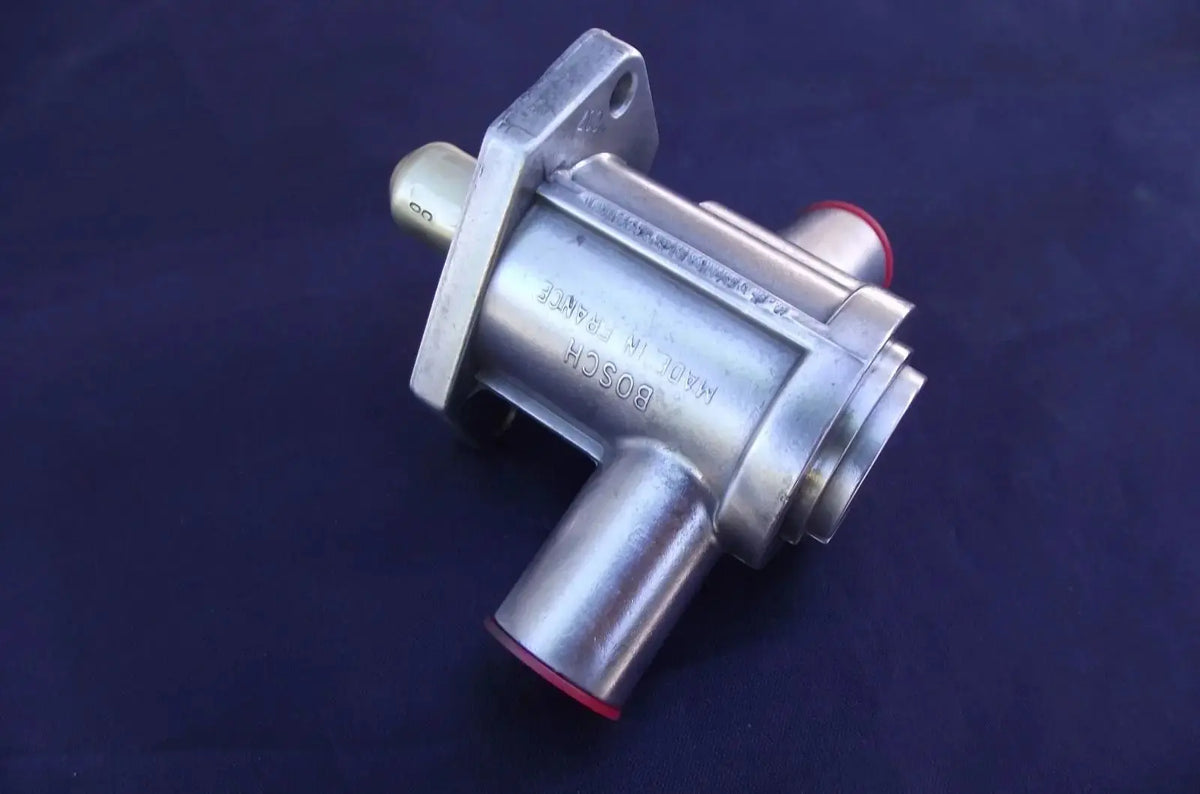 R107 W116 W126 Auxiliary Air Idle Slide Valve 0280140038 Remanufactured 161151262036 R107 W116 W126 Auxiliary Air Idle Slide Valve 0280140038 Remanufactured 161151262036