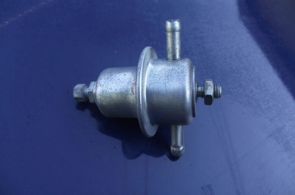 Mercedes Pre-owned Fuel Pressure Damper BOSCH 0280161002 Fit 280-300-450 - Fuel Injection Products