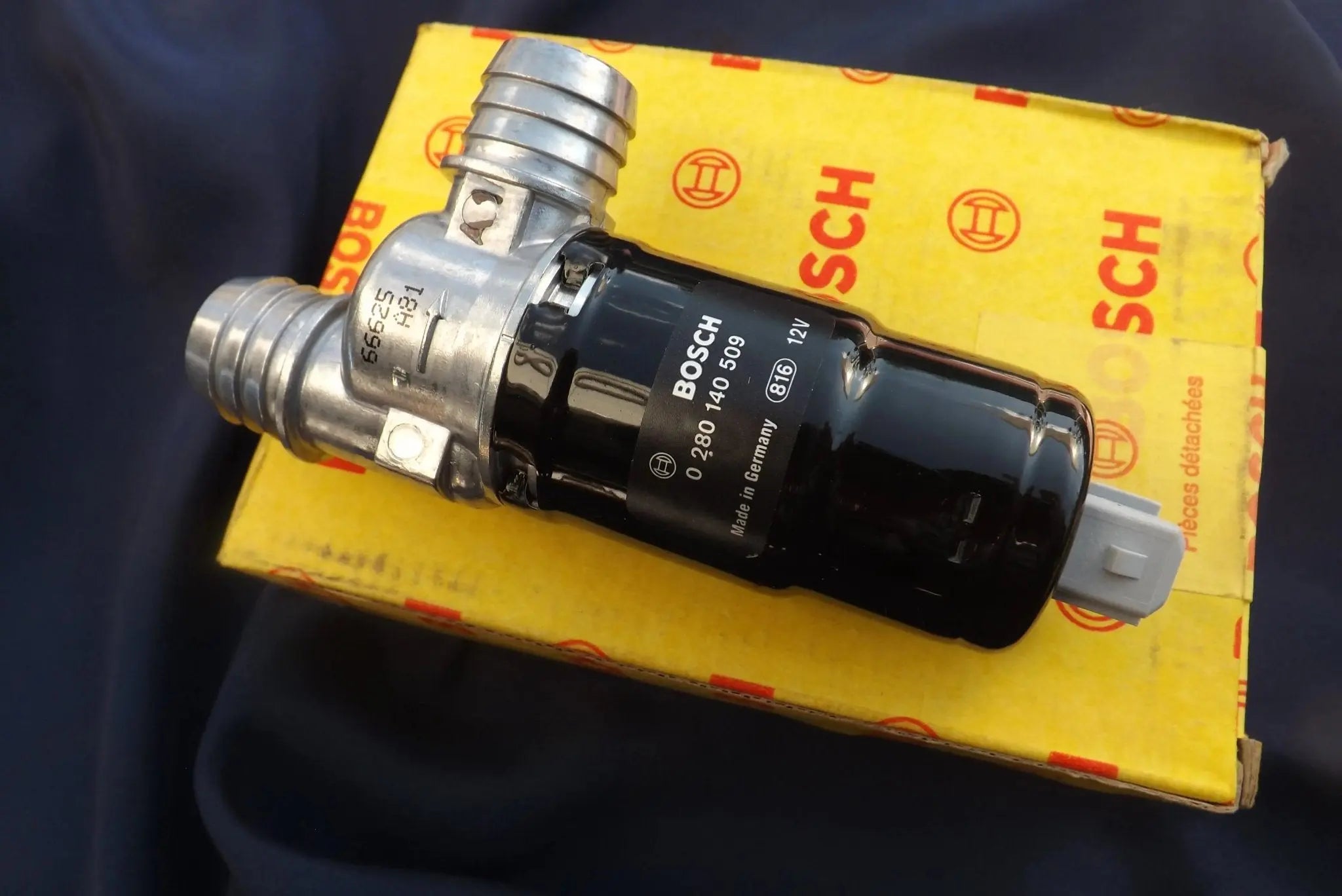 VW / Audi NEW Idle Air Control Valve OEM 035133455F VDO – Fuel