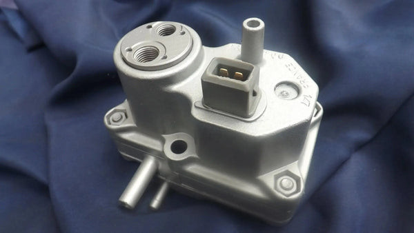★BOSCH ボッシュ VW Audi 「ウォームアップレギュレーター」 DSCF1795-294854_grande.jpg?v=