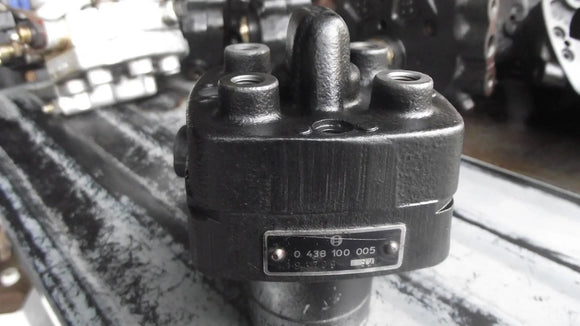 BMW/Porsche/Volvo/Saab REMAN Fuel Distributor BOSCH 0438100005 $100 Core Refund - Fuel Injection Products